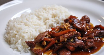 Sauté de porc au caramel à la vietnamienne porc au caramel
